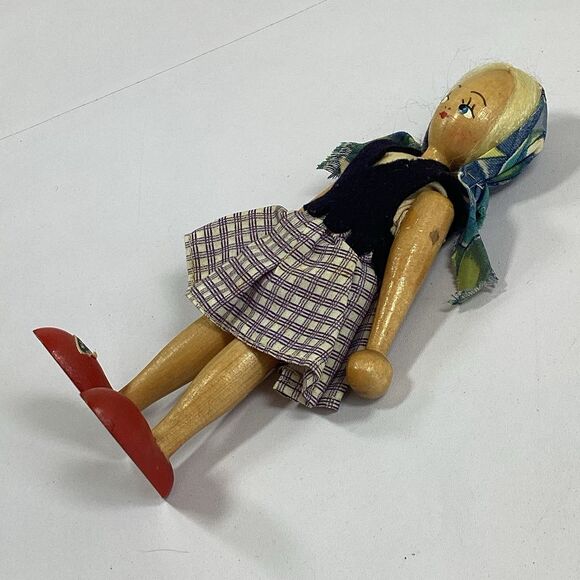 Vtg Poland Wood Peg Doll Girl Blond Hair Purple Plaid Skirt Red Shoes 7" - Picture 6 of 9